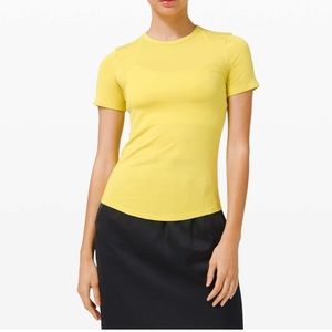 Lululemon Hold Tight Short Sleeve in Yellow Serpentine